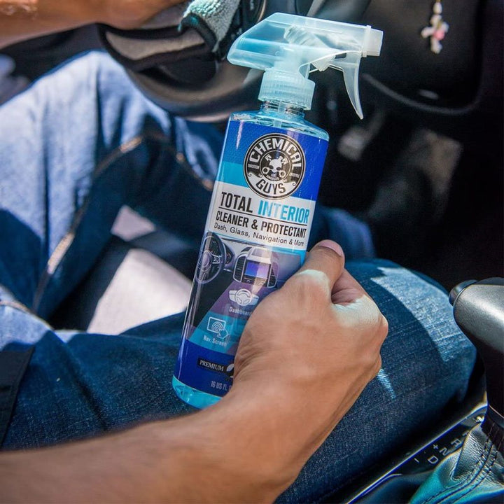 Chemical Guys Total Interior Cleaner & Protectant - 16oz - Bull Strap