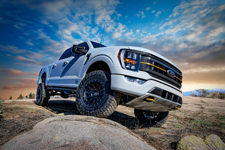 ICON 21-23 Ford F150 Tremor 2.5-3in 2.5 Series VS IR Coilover Kit - Bull Strap