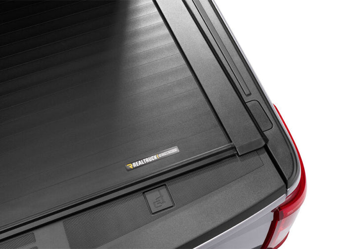 Roll-N-Lock 17-19 Ford F-250/F-350 Super Duty SB 80-3/8in A-Series Retractable Tonneau Cover - Bull Strap