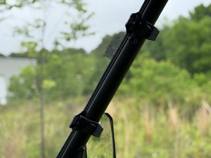 Seizmik 25+ CF Moto U10/ 10 XL Pro Toolless Windshield - Hardcoated - Bull Strap