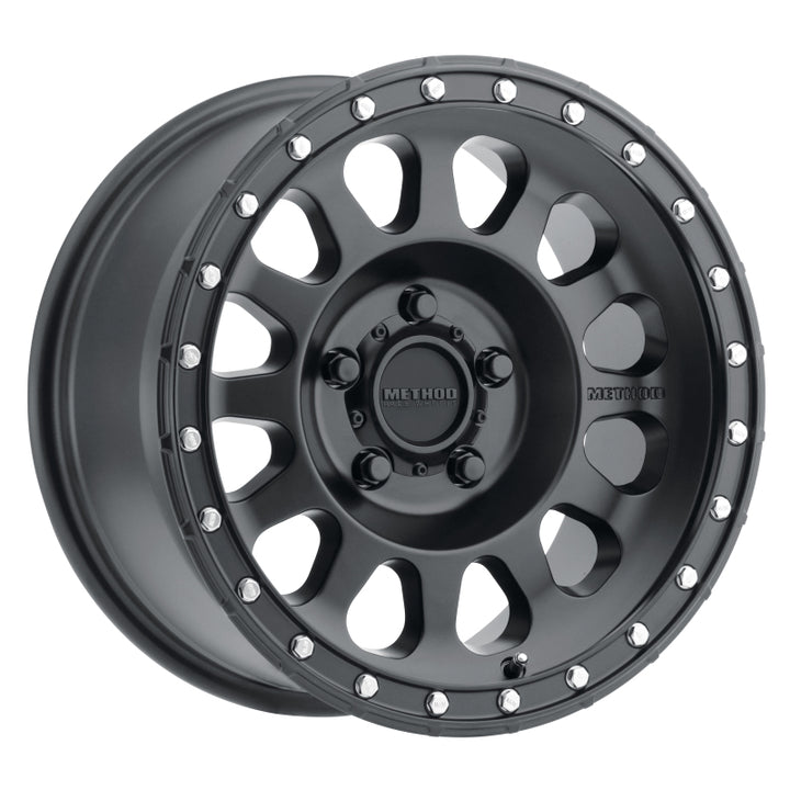 Method MR315 17x8.5 0mm Offset 5x5 71.5mm CB Matte Black Wheel - Bull Strap
