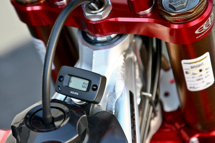 Hardline Universal Hour Meter Flush Mount - Bull Strap