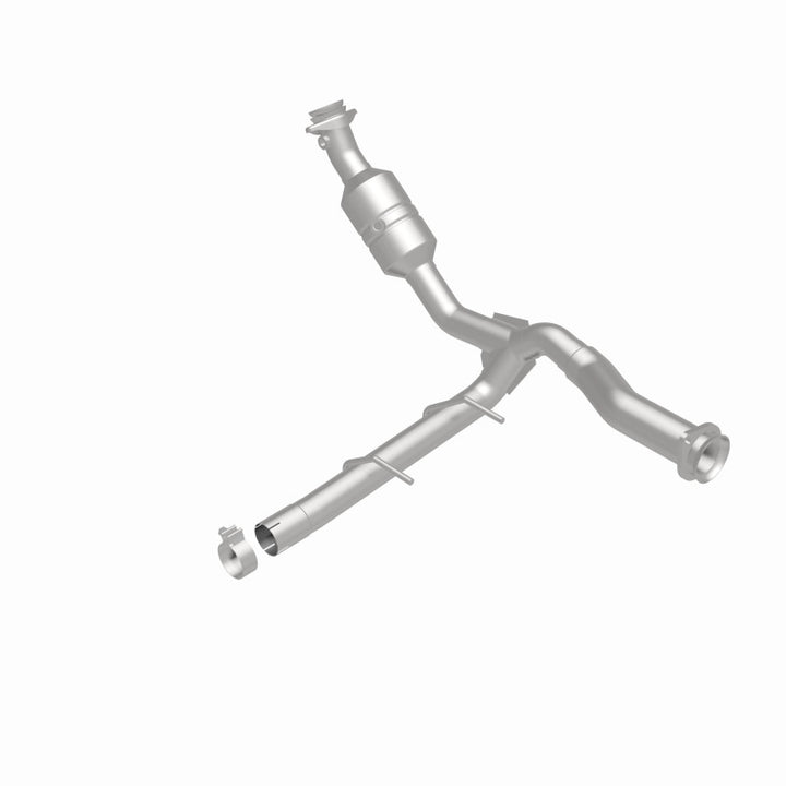 Magnaflow Conv DF 2011-2014 F-150 5.0L Underbody - Bull Strap
