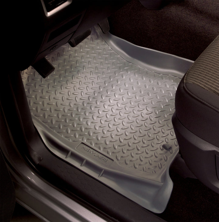 Husky Liners 00-03 Toyota Tundra Classic Style 2nd Row Black Floor Liners - Bull Strap