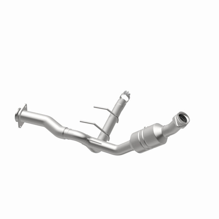 Magnaflow Conv DF 2011-2014 F-150 5.0L Underbody - Bull Strap