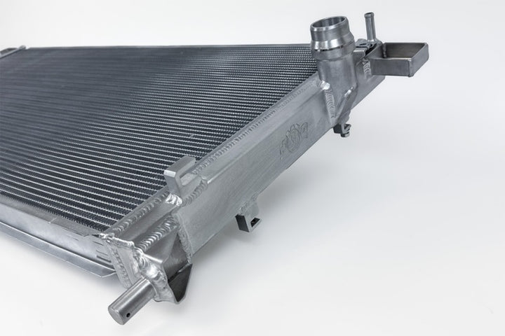 CSF 2021+ Ford Bronco/2024+ Ford Ranger 2.3L & 2.7L EcoBoost Heavy Duty All Metal Radiator - Bull Strap