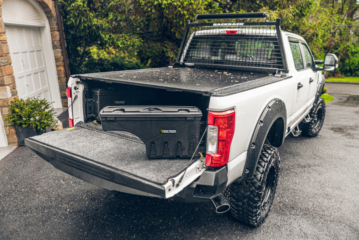 UnderCover 17-20 Ford F-250/F-350 Passengers Side Swing Case - Black Smooth - Bull Strap