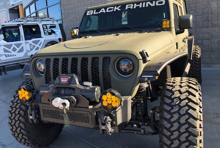 Oracle Oculus Bi-LED Projector Headlights for Jeep JL/Gladiator JT - Matte Blk - 5500K - Bull Strap