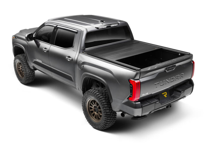 Retrax 21-23 Ford F-150 SuperCrew/Super Cab 5.5ft. Bed Retrax EQ - Bull Strap