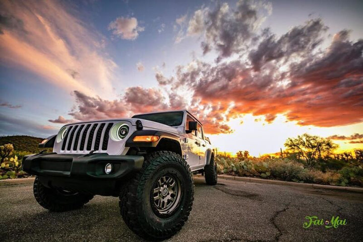 Oracle Jeep Wrangler JL Oculus Bi-LED Projector Headlights- Graphite Metallic - 5500K - Bull Strap