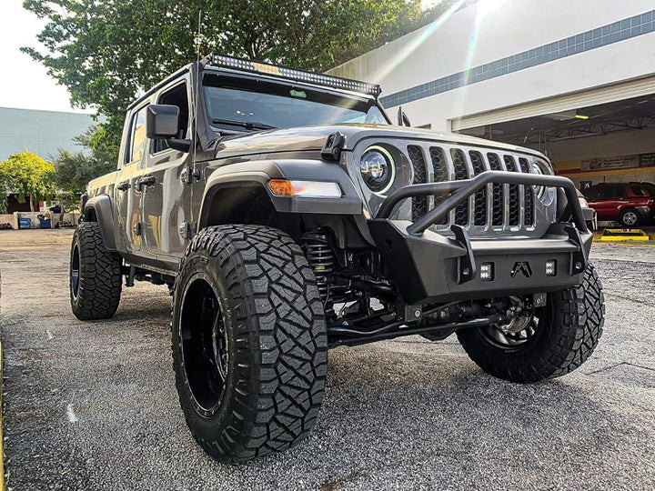Oracle Oculus Bi-LED Projector Headlights for Jeep JL/Gladiator JT - Matte Blk - 5500K - Bull Strap