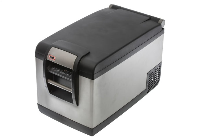 ARB Fridge 63 Quart Classic Series Plug B Usa Spec - Bull Strap