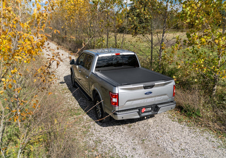 BAK 07-21 ToyotaTundra w/ OE Track System Revolver X4s 5.7ft Bed Cover - Bull Strap