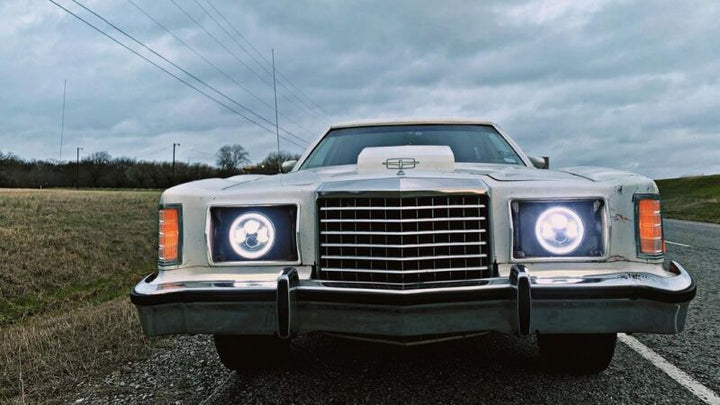 Oracle 7in High Powered LED Headlights - Black Bezel - White - Bull Strap