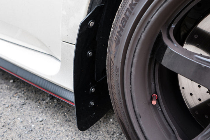 Rally Armor 17-22 Honda Civic Type R Black UR Mud Flap w/Red Logo - Bull Strap