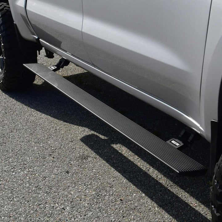 Westin 19-26 Chev/GMC Silv/Srra 1500 CC (No 19 LTD) / 20-26 2500/3500 Pro-e Running Boards - Tex Blk - Bull Strap