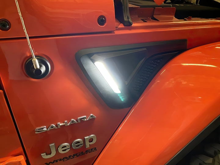 Oracle Sidetrack LED System For Jeep Wrangler JL/ Gladiator JT - Bull Strap