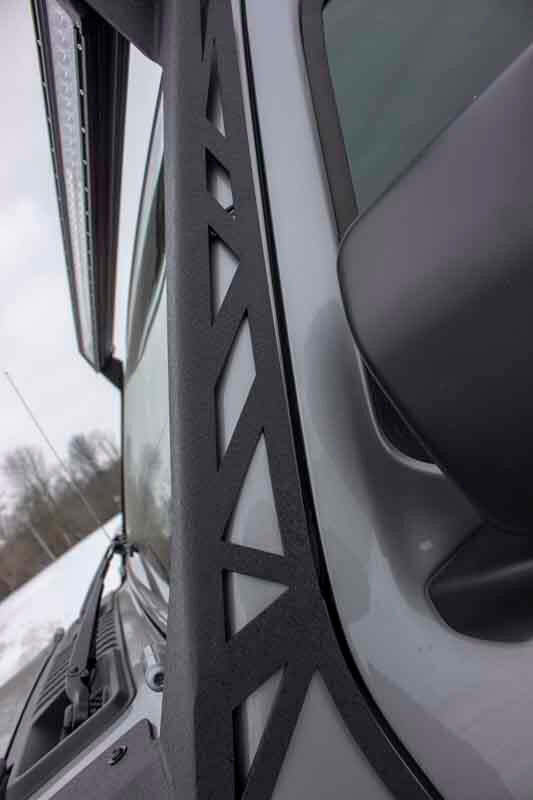 Fishbone Offroad 2018+ Jeep Wrangler JL Windshield Light Bracket - Bull Strap