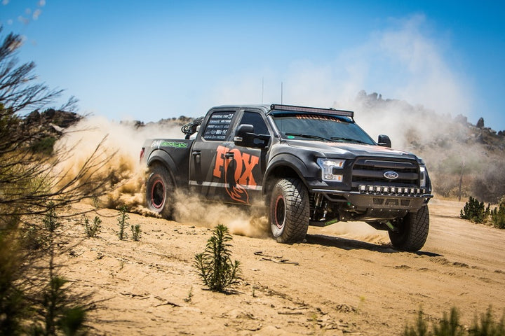 Fox 05+ Ford SD 2.0 Performance Series 9.6in. Smooth Body IFP Front Shock (Alum) / 4-5in. Lift - Bull Strap