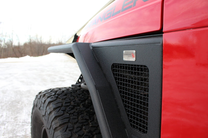 Fishbone Offroad 97-06 Jeep Wrangler TJ Steel Tube Fenders Front 3In Flare - Blk Textured Powdercoat - Bull Strap