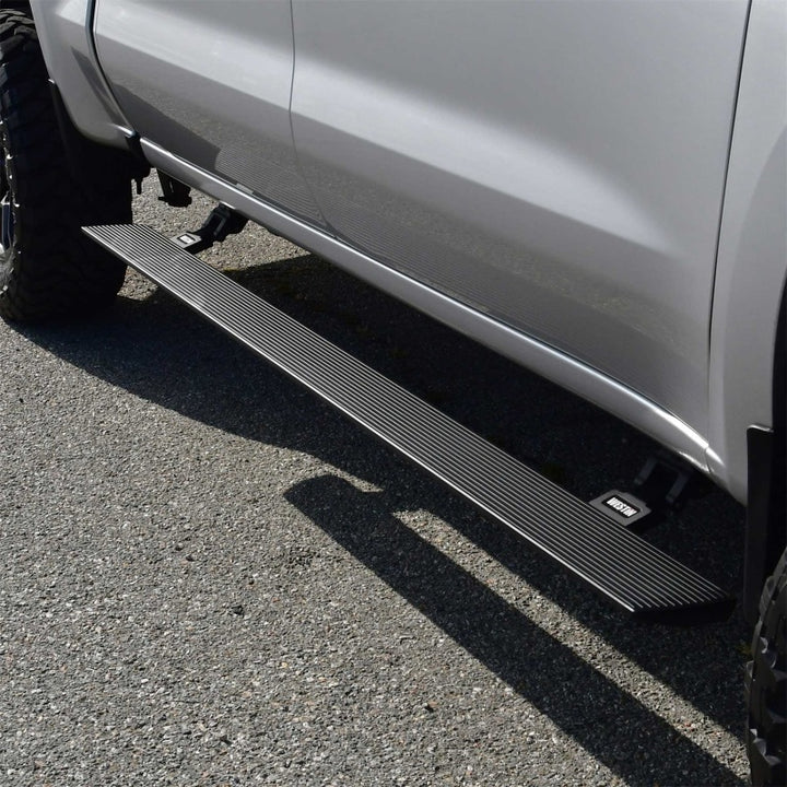 Westin 19-26 Chev/GMC Silv/Srra 1500 CC (No 19 LTD) / 20-26 2500/3500 Pro-e Running Boards - Tex Blk - Bull Strap