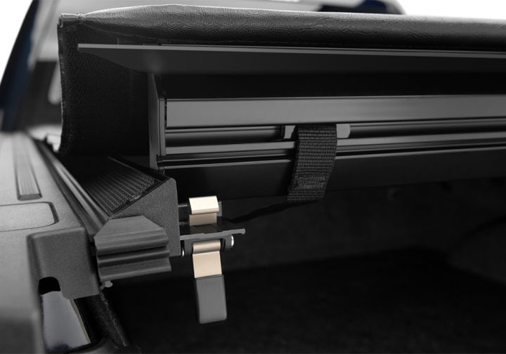Truxedo 17-19 Ford F-250/F-350/F-450 Super Duty 6ft 6in Lo Pro Bed Cover - Bull Strap