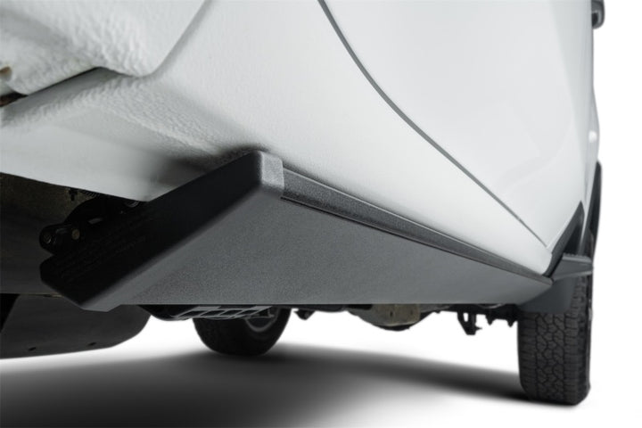 AMP Research 23-24 Chevrolet Colorado / GMC Canyon Crew Cab PowerStep Plug N Play - Black - Bull Strap