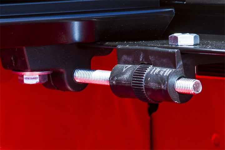 Access Literider 99-06 Chevy/GMC Full Size 6ft 6in Stepside Bed (Bolt On) Roll-Up Cover - Bull Strap