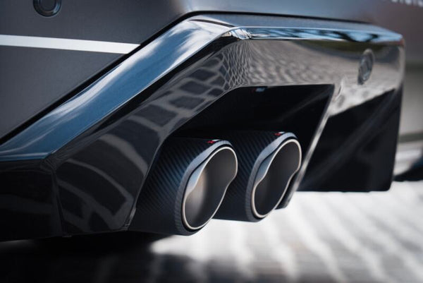 Akrapovic 2024+ BMW M5 (G90,G99) Round Carbon Fiber Tail Pipe Set - Bull Strap