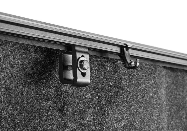 BAK 04-14 Ford F-150 6ft 6in Bed BAKFlip MX4 Matte Finish - Bull Strap