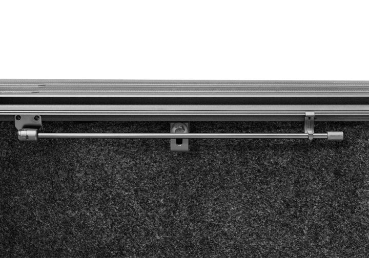 BAK 05-20 Nissan Frontier 5ft Bed BAKFlip MX4 Matte Finish - Bull Strap