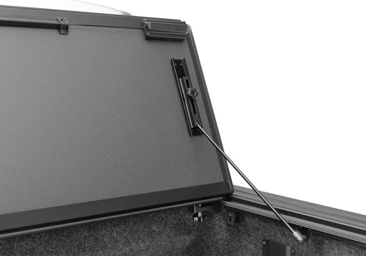 BAK 05-20 Nissan Frontier 5ft Bed BAKFlip MX4 Matte Finish - Bull Strap