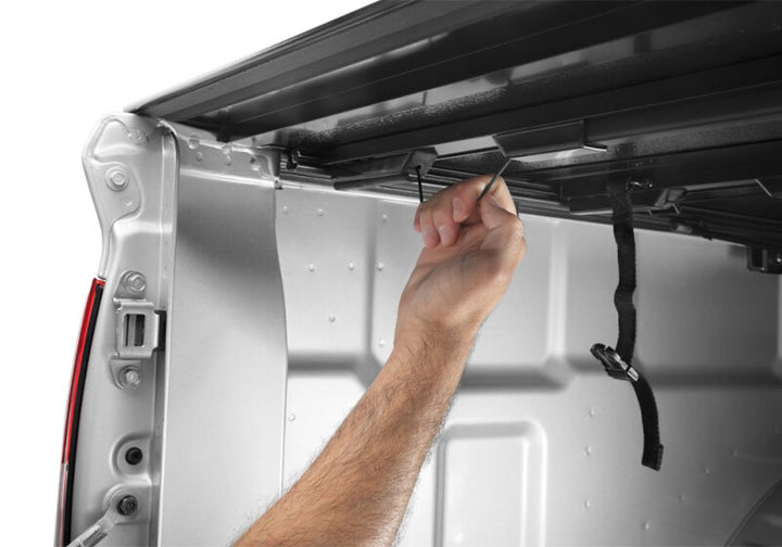 BAK 05-20 Nissan Frontier 6ft Bed BAKFlip G2 - Bull Strap