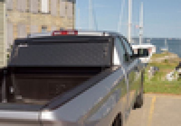 BAK 07-20 Toyota Tundra 5ft 6in Bed BAKFlip G2 - Bull Strap