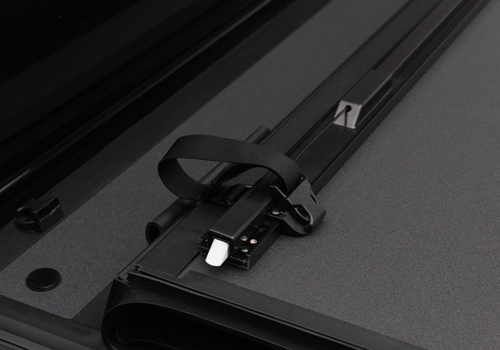 BAK 08-16 Ford Super Duty 6ft 9in Bed BAKFlip MX4 Matte Finish - Bull Strap