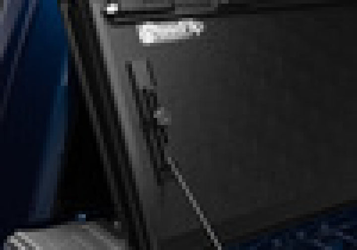 BAK 15-20 Ford F-150 5ft 6in Bed BAKFlip G2 - Bull Strap