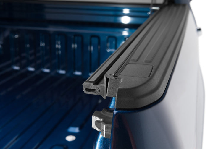 BAK 15-20 Ford F-150 5ft 6in Bed BAKFlip G2 - Bull Strap