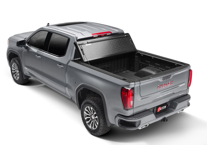 BAK 19-20 Chevy Silverado 5ft 8in Bed (New Body Style) BAKFlip F1 - Bull Strap