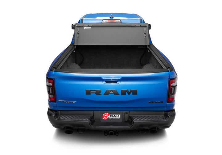 BAK 19-20 Dodge Ram 1500 (New Body Style w/ Ram Box) 5ft 7in Bed BAKFlip MX4 Matte Finish - Bull Strap