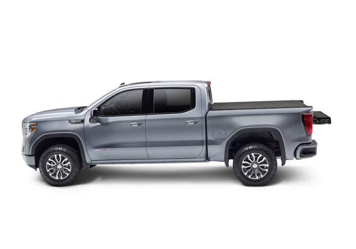 BAK 20-21 Chevy Silverado/GM Sierra HD 2500/3500 Revolver X4s 6.10ft Bed Cover - Bull Strap