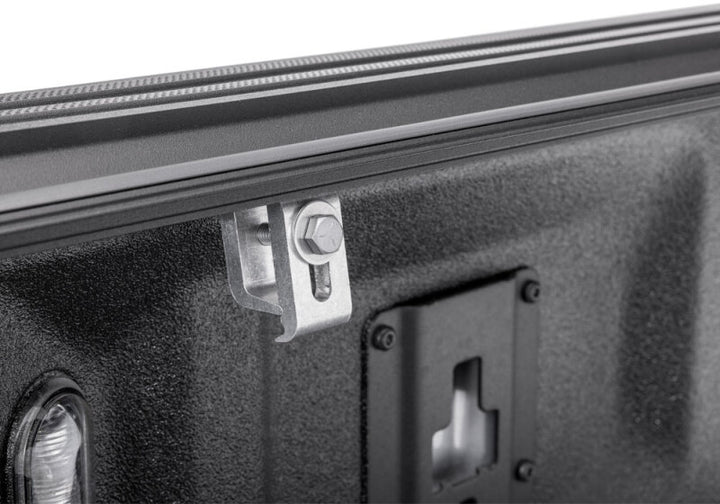 BAK 2021+ Ford F-150 Regular Super Cab & Super Crew (4 Door) BAKFlip G2 6.5ft Bed Cover - Bull Strap