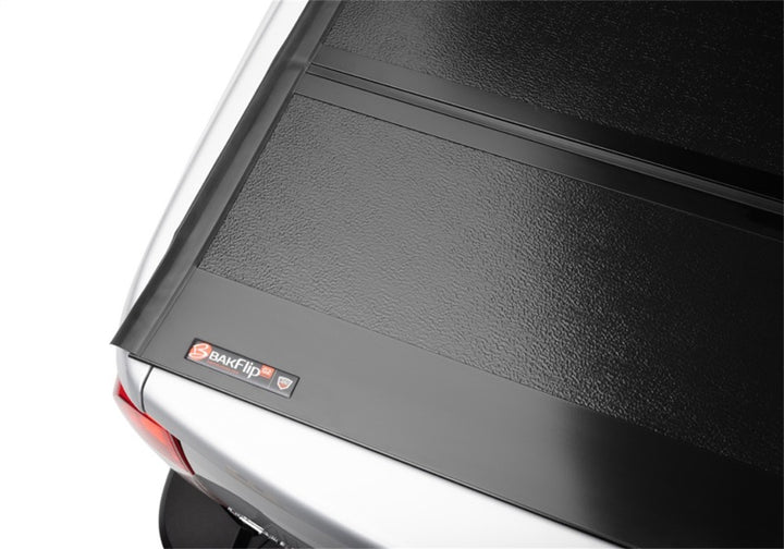 BAK 2022 Nissan Frontier 5ft Bed BAKFlip G2 - Bull Strap