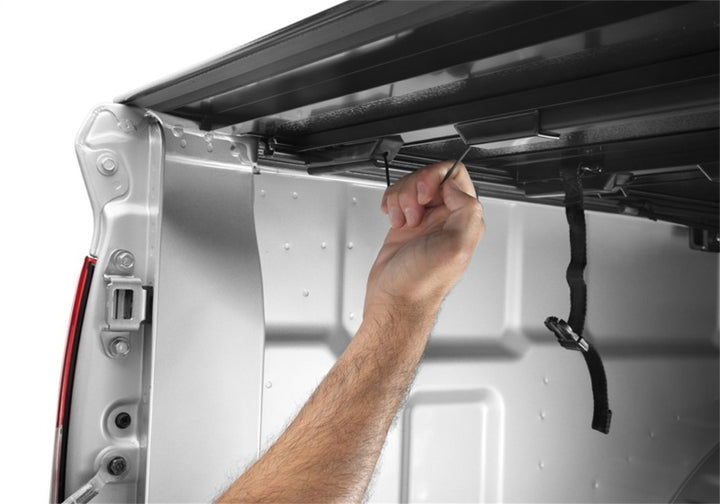 BAK 2022 Nissan Frontier 5ft Bed BAKFlip G2 - Bull Strap