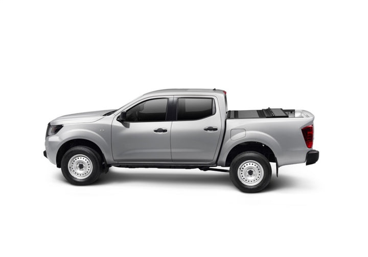 BAK 2022 Nissan Frontier 5ft Bed BAKFlip MX4 Matte Finish - Bull Strap