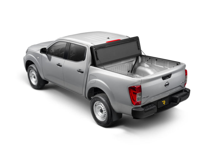 BAK 2022 Nissan Frontier 5ft Bed BAKFlip MX4 Matte Finish - Bull Strap