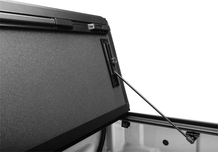 BAK 2022 Nissan Frontier 5ft Bed BAKFlip MX4 Matte Finish - Bull Strap