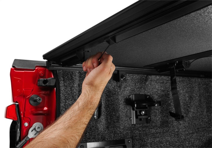 BAK 21-22 Ford F-150 (Incl. 2022 Lightning) BAKFlip MX4 5.7ft Bed Cover - Matte Finish - Bull Strap