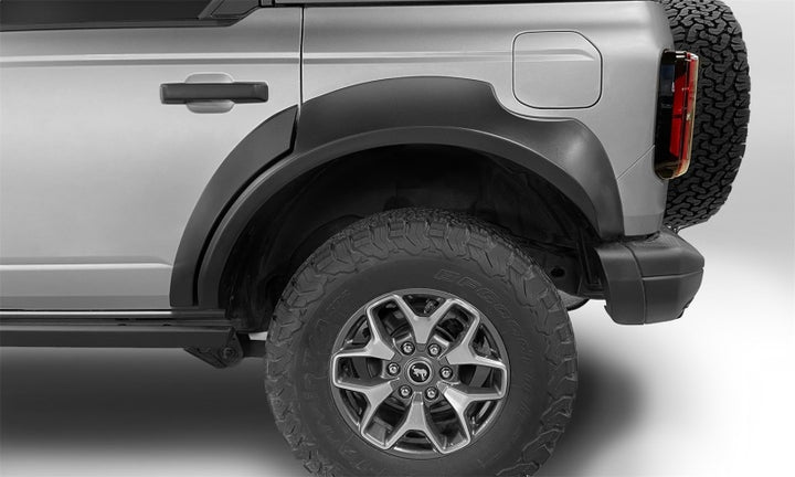 Bushwacker 2021+ Ford Bronco 4-Door Extend-A-Flares 4pc - Black - Bull Strap