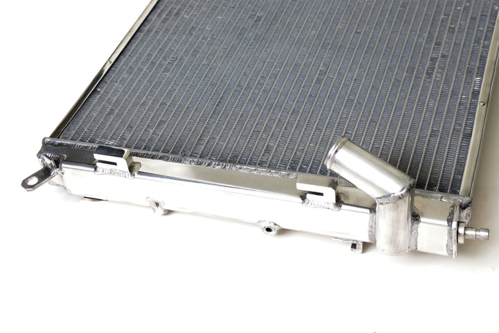 CSF 02-06 Mini Cooper S R53 Manual Radiator - Bull Strap