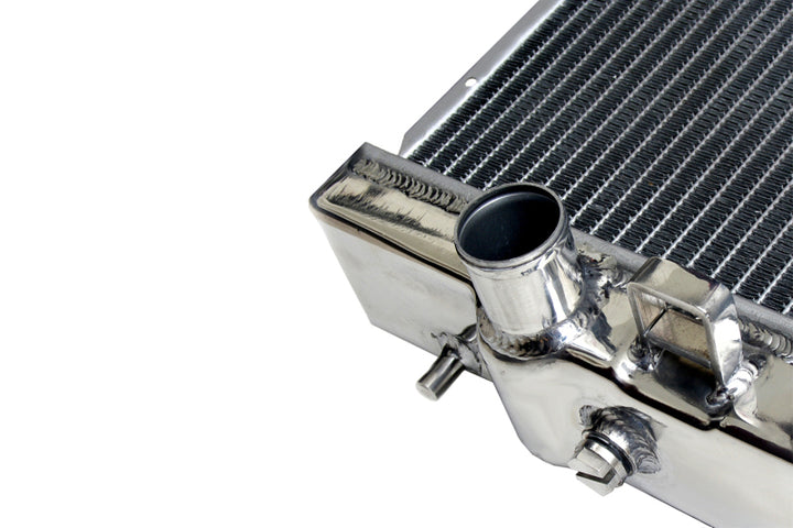 CSF 03-06 Nissan 350Z Radiator - Bull Strap